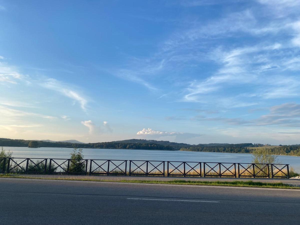 Apartman Na Brehu Lipna Cerna v Posumavi Luaran gambar