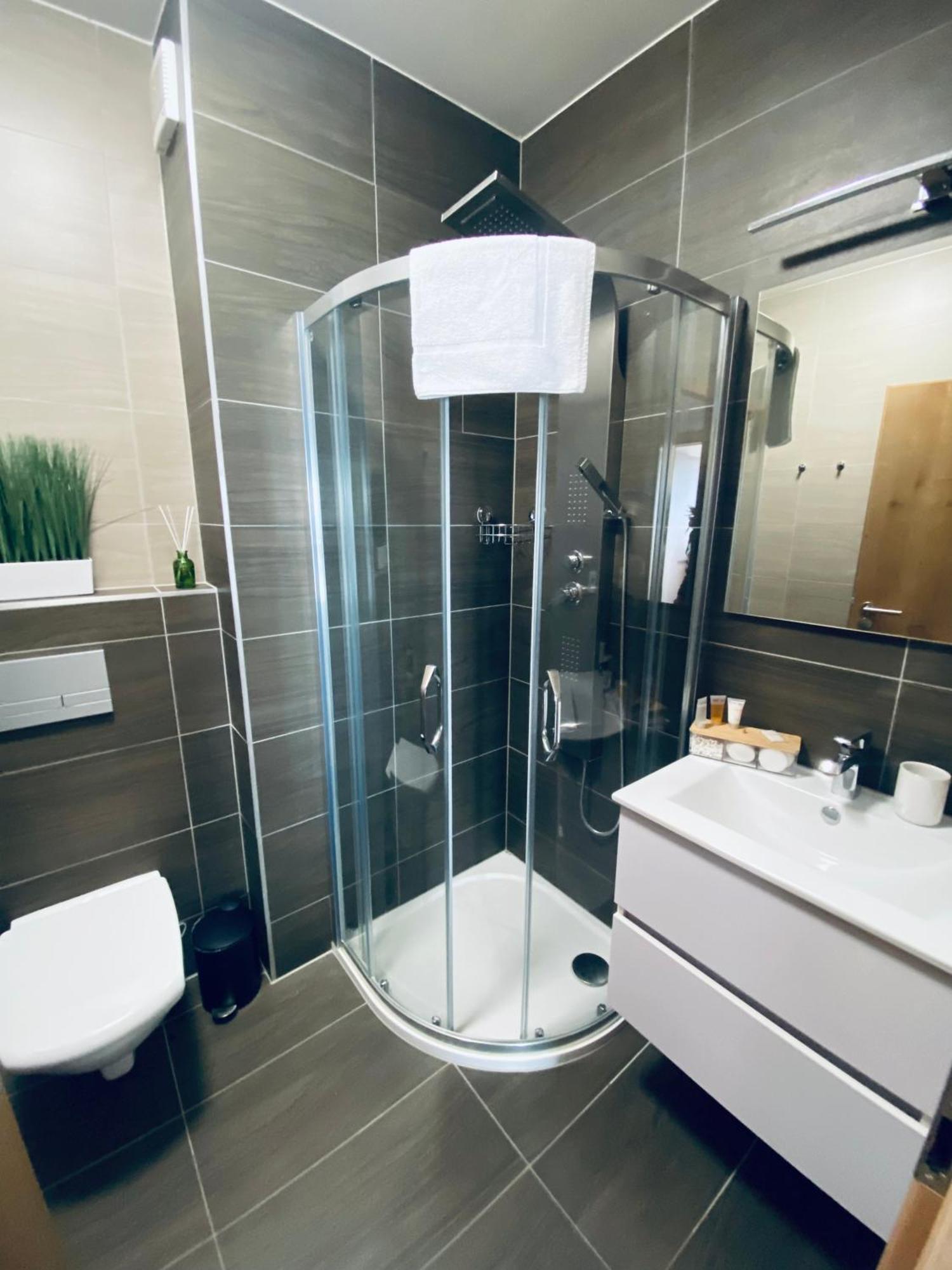 Apartman Na Brehu Lipna Cerna v Posumavi Luaran gambar