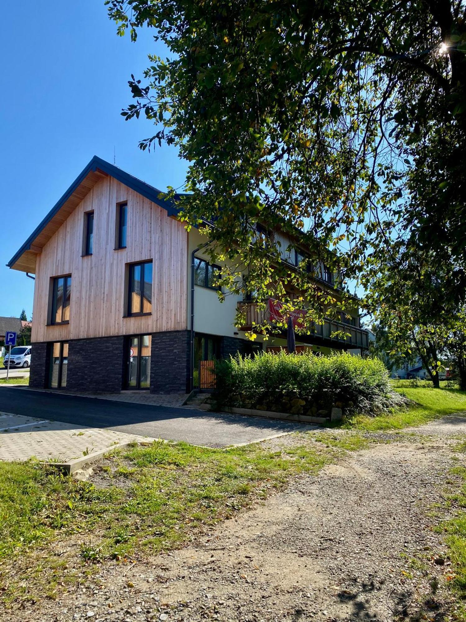 Apartman Na Brehu Lipna Cerna v Posumavi Luaran gambar
